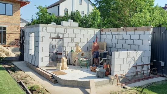 Фундамент під паркан